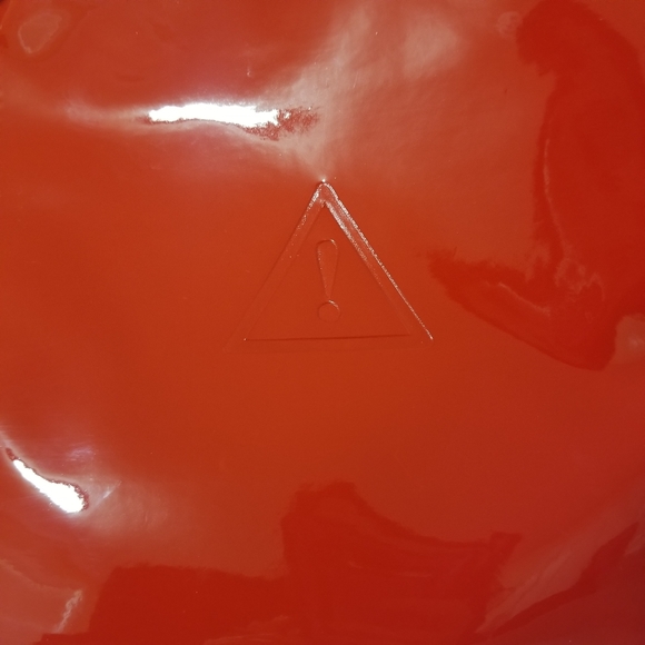 Fire Red Revlon So Fierce! Makeup/  cosmetic bag - Picture 4 of 4